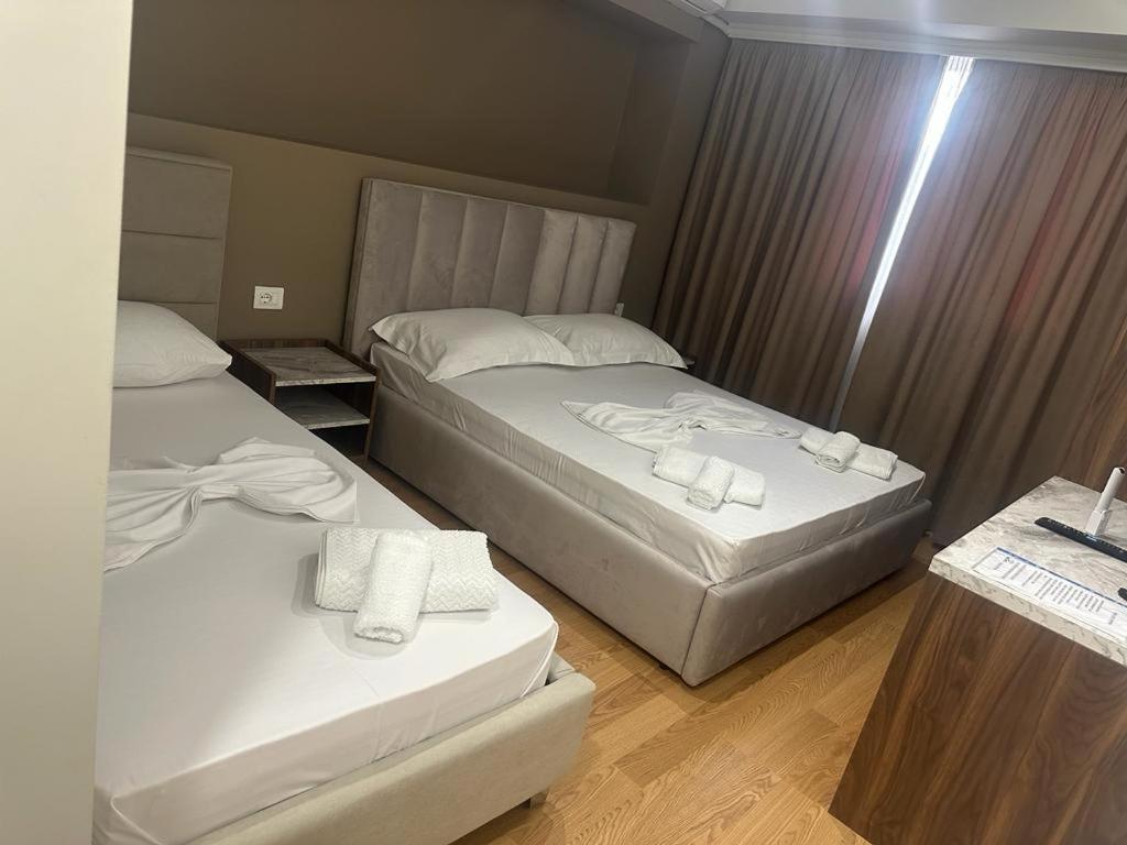 Hotel Her Vlorë Εξωτερικό φωτογραφία