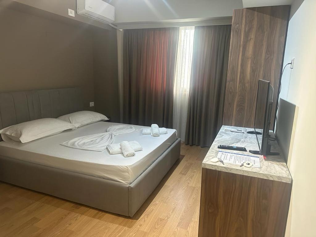 Hotel Her Vlorë Εξωτερικό φωτογραφία