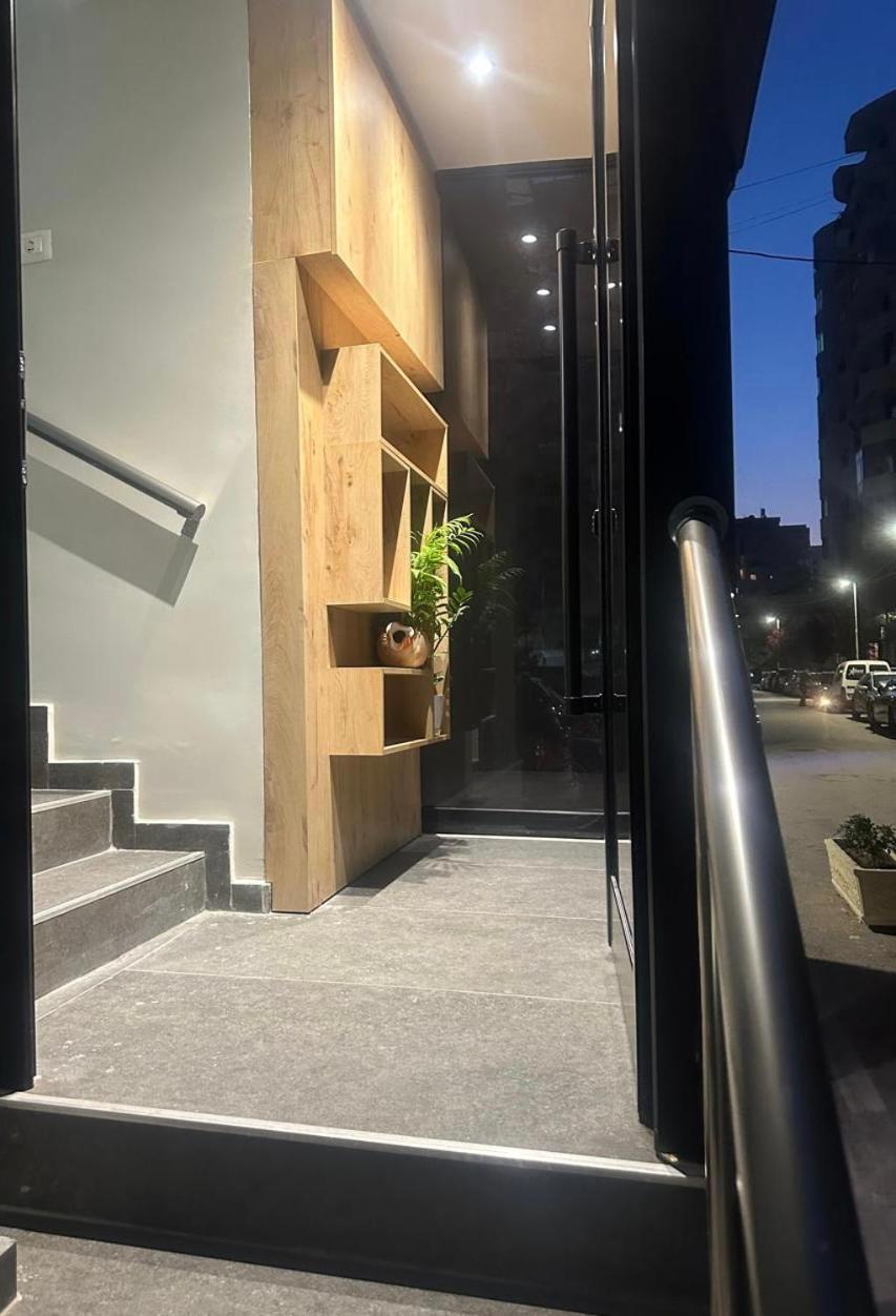 Hotel Her Vlorë Εξωτερικό φωτογραφία