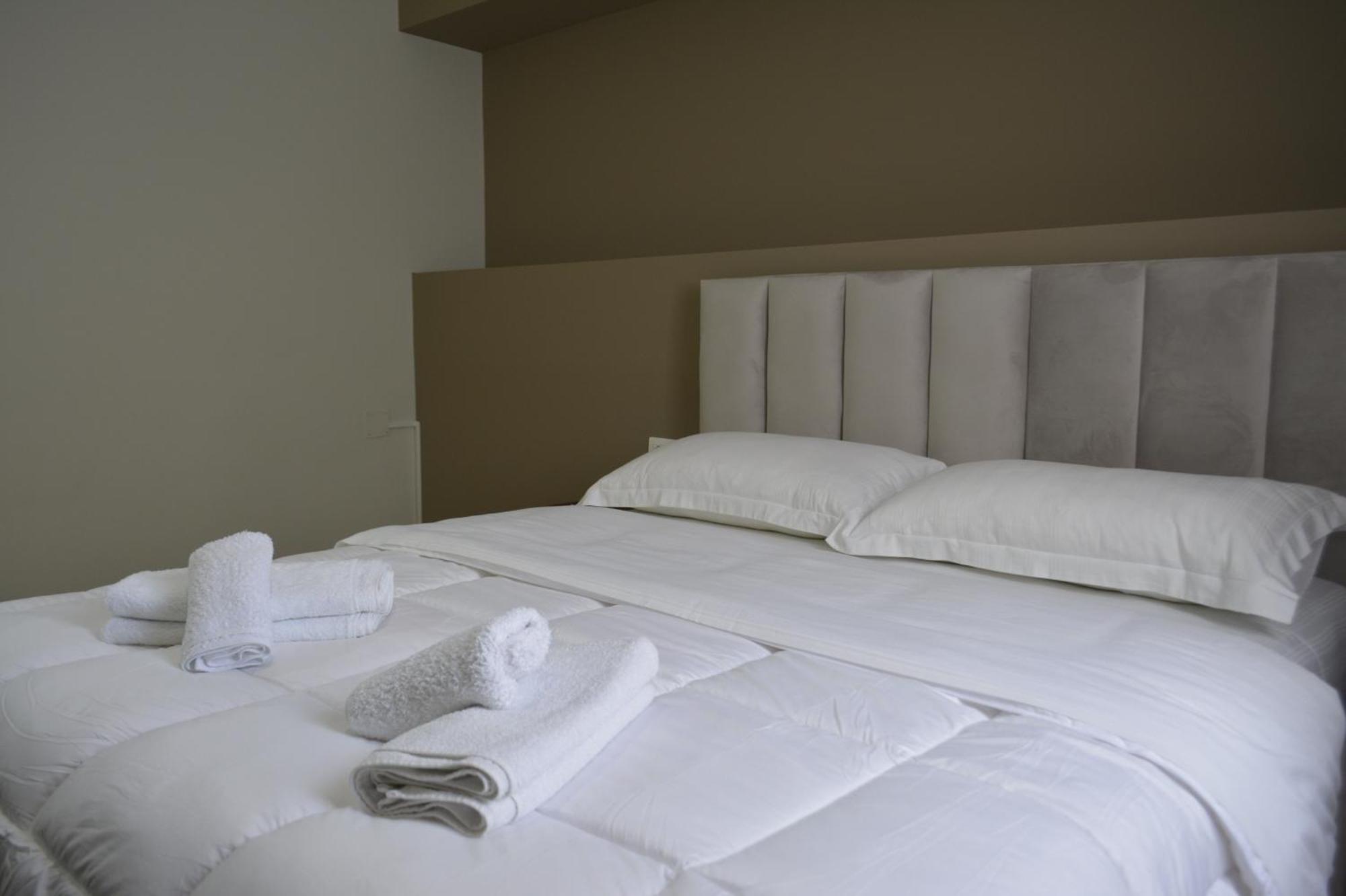 Hotel Her Vlorë Εξωτερικό φωτογραφία