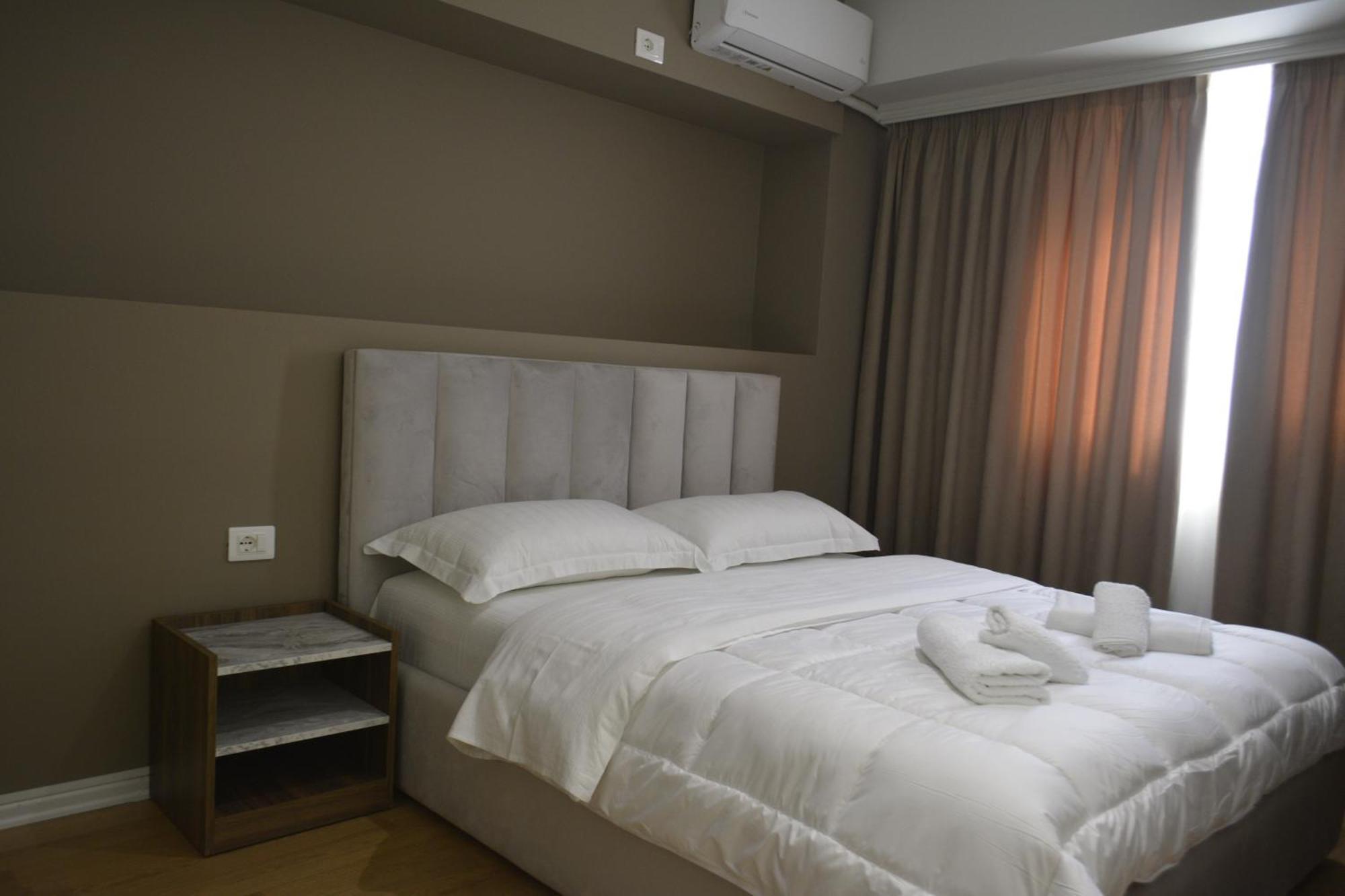 Hotel Her Vlorë Εξωτερικό φωτογραφία
